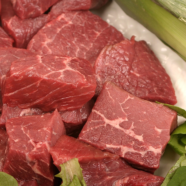 Carnes duram de 1 a 2 dias na geladeira, mas podem ficar até 3 meses congeladas